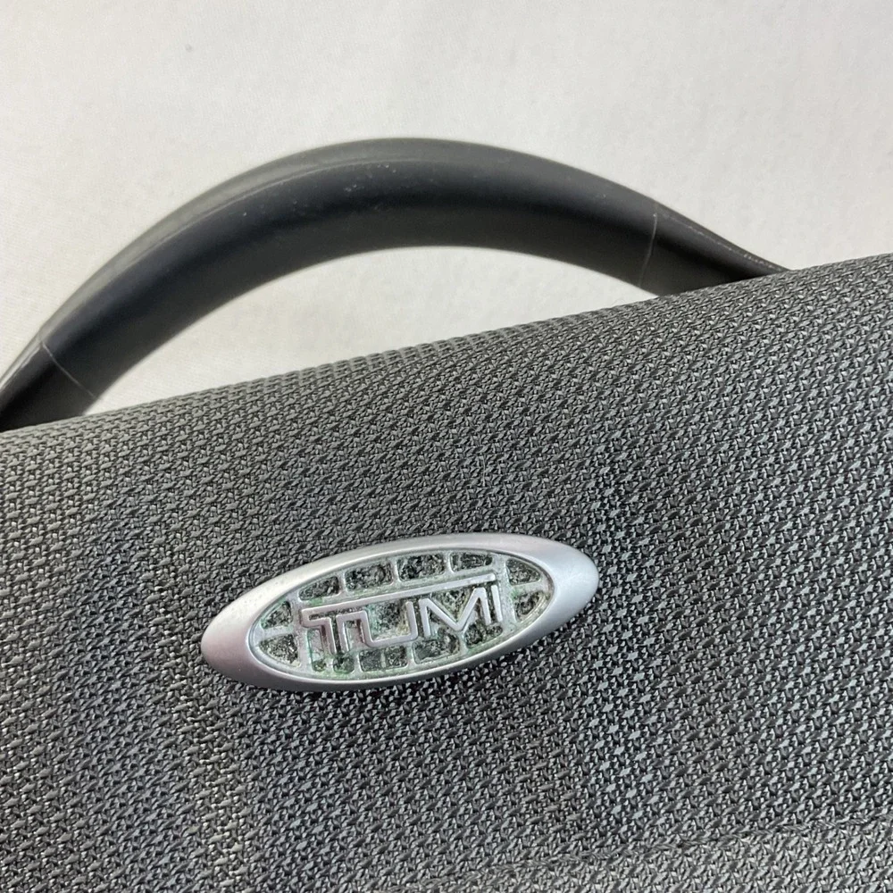 Tumi T3 Ballistic Nylon Messenger Bag Charcoal Gray Laptop Travel Briefcase
